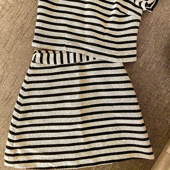 Express Stripe A-line skirt - Size 2/S - Picture 3 of 4